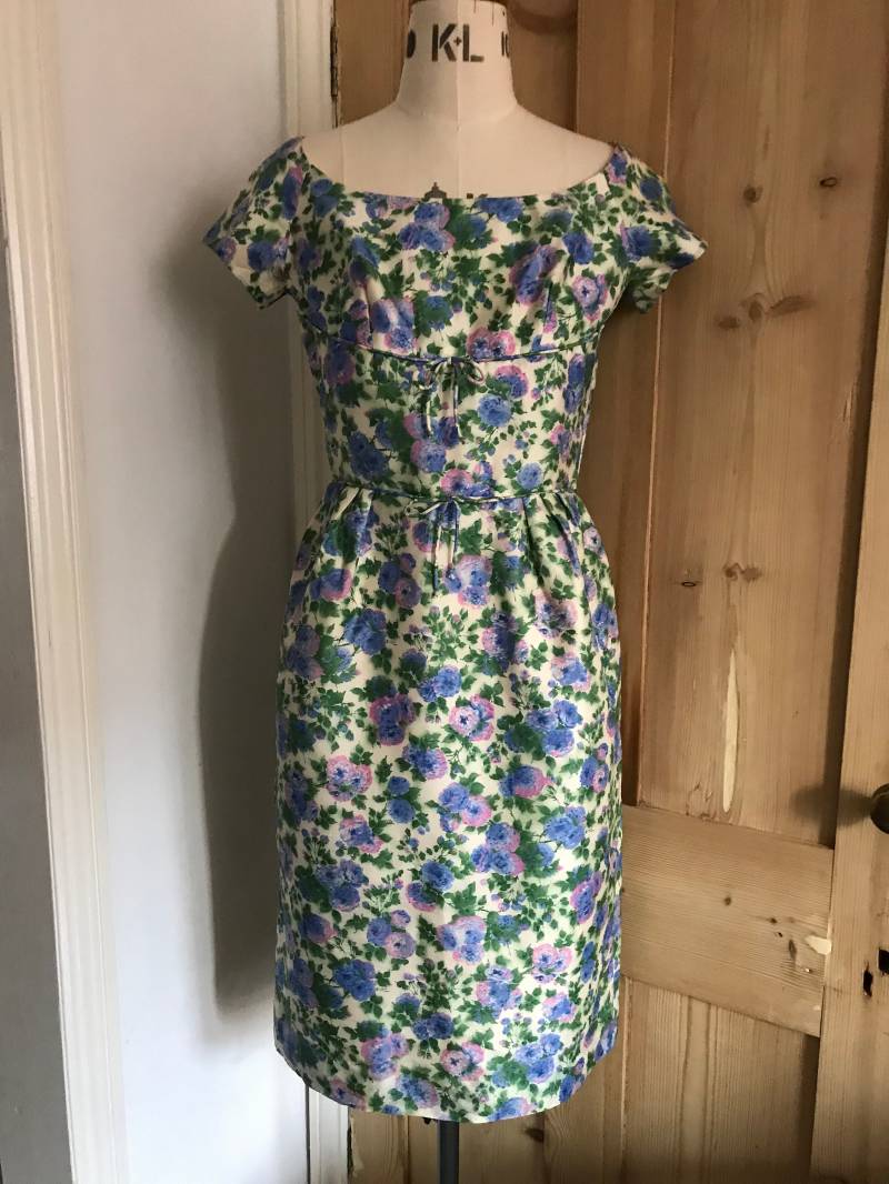 1950Er Jahre Wackeln Kleid | Uk 8-10 1950Er Jahre Wackeln Kleid | Uk 8-10 von AnnieLizzieVintage