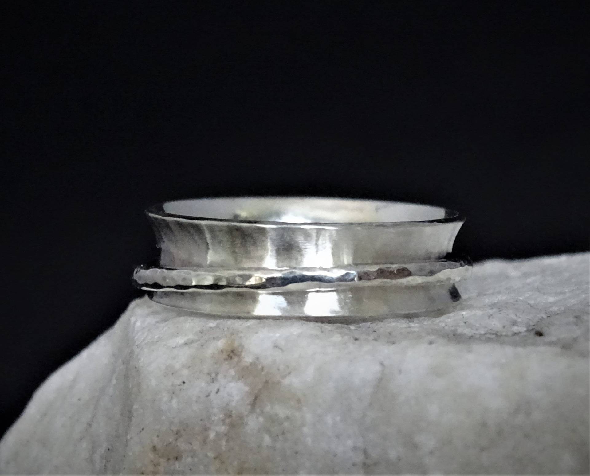 Fidget Ring Versilbert | Kinder Damen Herren Spinner Meditation Adhs-Sorgen-Ring Spin Spinnfigur Daumen Angst Fidget Ring Versilbert | Kinder Damen Herren Spinner Meditation Adhs-Sorgen-Ring Spin Spinnfigur Daumen Angst von AnnieRandlett