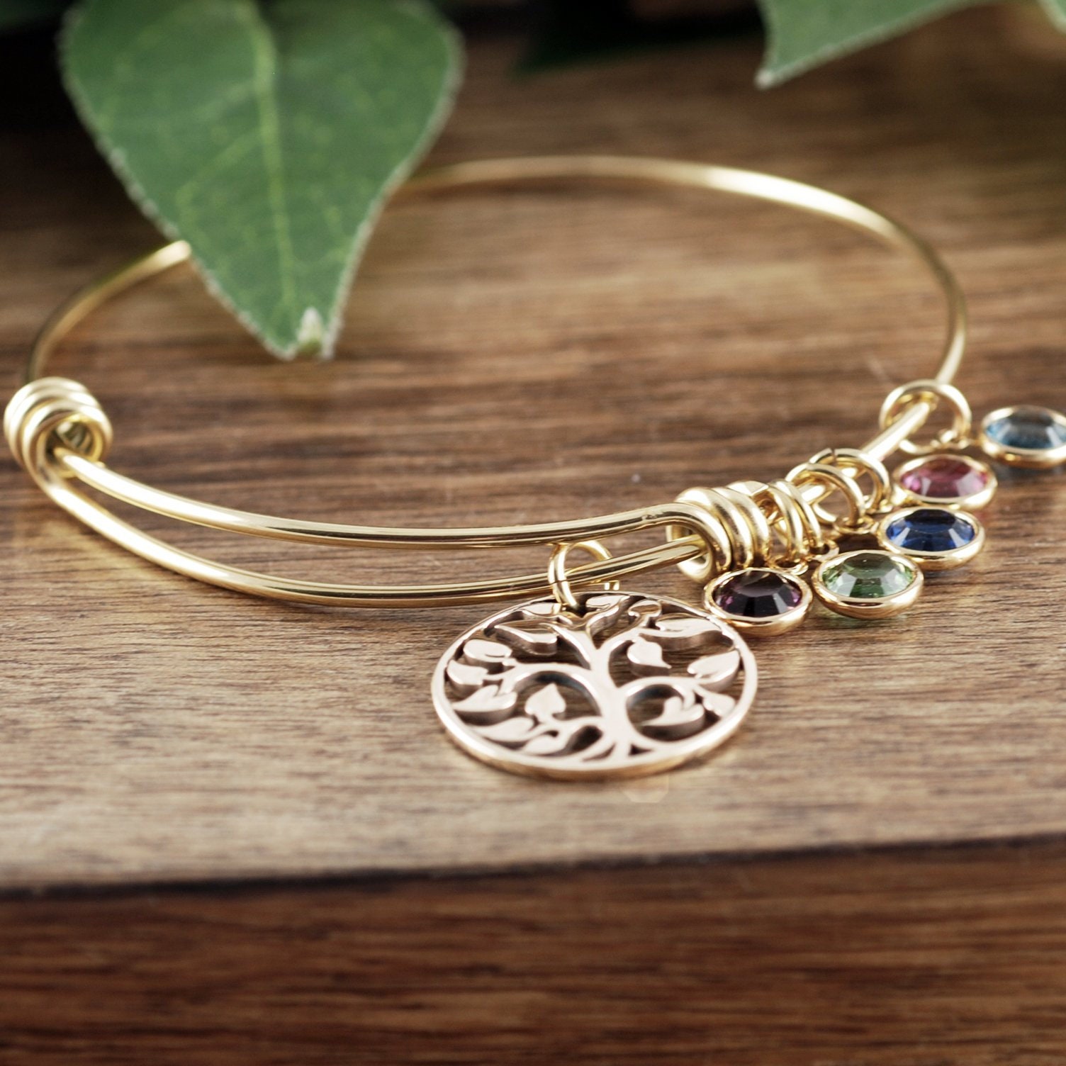 Goldenes Familienarmband Mit Geburtssteinen, Großmutter Armband, Baum Des Lebens Charm Mama Oma Geschenk Für von AnnieRehJewelry