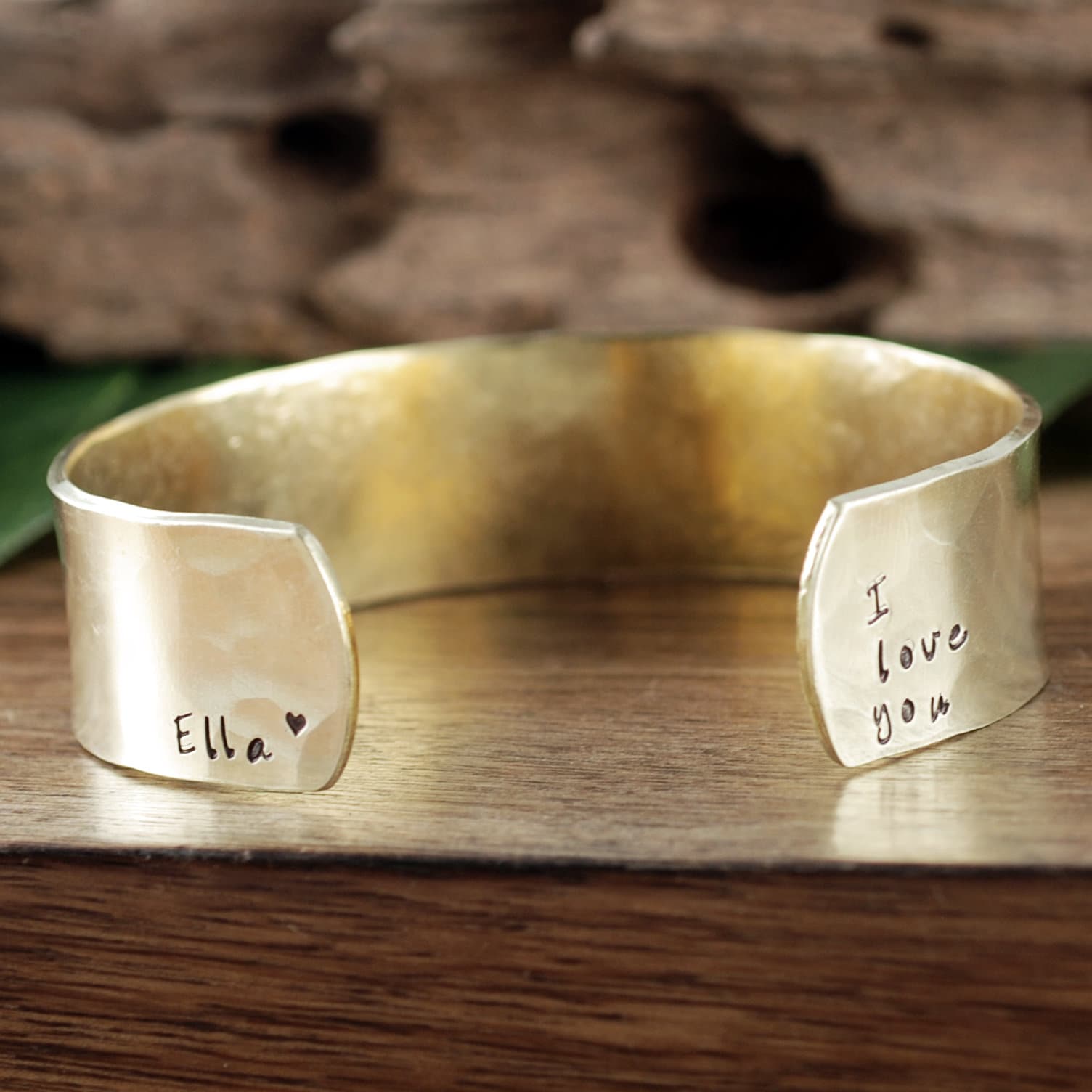 Personalisiertes Manschettenarmband, Namensarmband, Enkel Armband, Muttertagsgeschenk, Geschenk Für Oma, Weihnachtsgeschenk Sie von AnnieRehJewelry