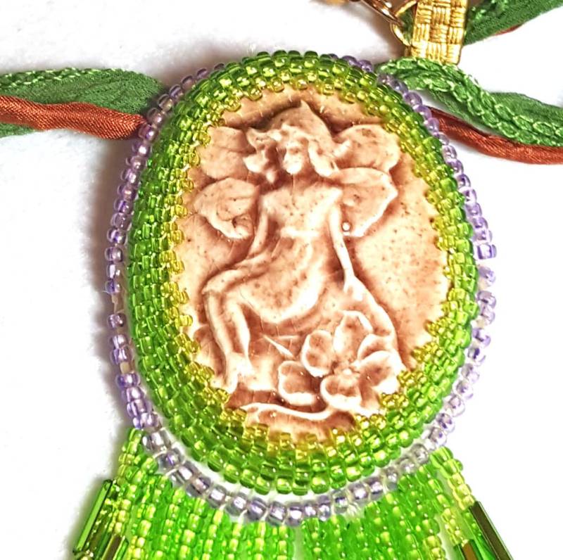 Fee Cabochon Auf Band Fee Cabochon Auf Band von AnniesBlessedBead