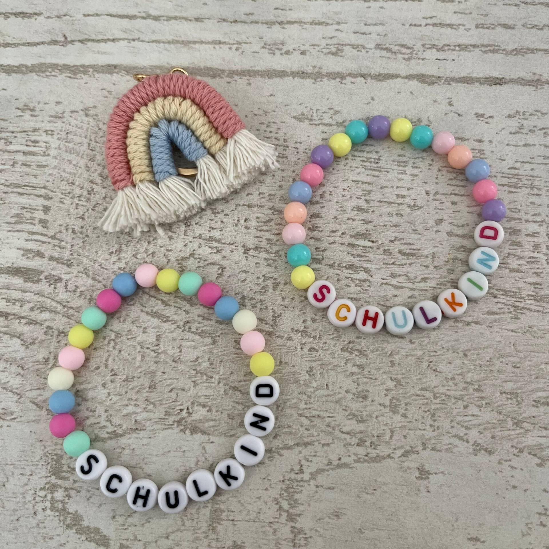 Schulkind Armband | Kinderarmband Perlenarmband Personalisiertes Zur Einschulung von AnnmisHerzensshop