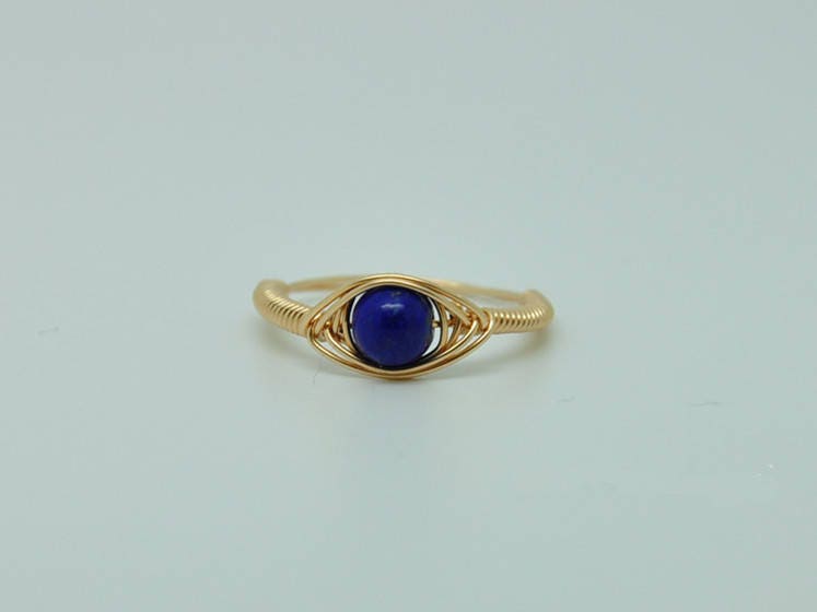 Lapislazuli Ring Draht Wickeln Solitär Gold Lapis Für Männer, Birthstone Geschenk Männer Ringe Freund von AnnoCrafts