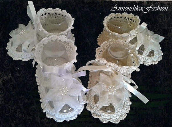Gehäkelte Babyschuhe. Perlen Taufschuhe.handgefertigte Taufe Baby Sandale.gehäkelte Sommerschuhe von AnnoushkaFashion