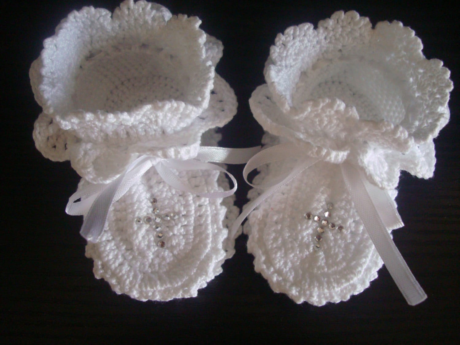 Handgehäkelte Baby Booties.stricken Sie Häkelarbeit Taufe Booties.taufe Booties.häkelschuhe von AnnoushkaFashion