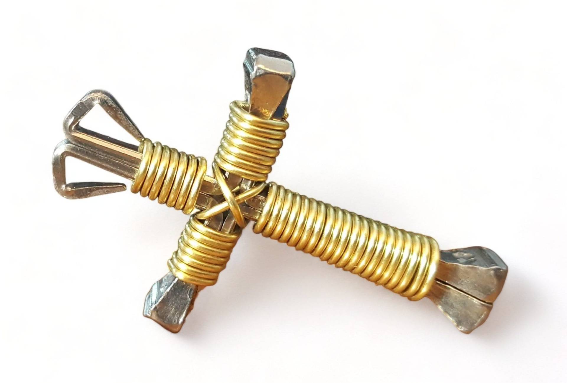 Anhänger Kreuz Halskette Gold Einstellbare Schmuck Christian Wire Metal Nails Brand New von AnnsCreativeCorner