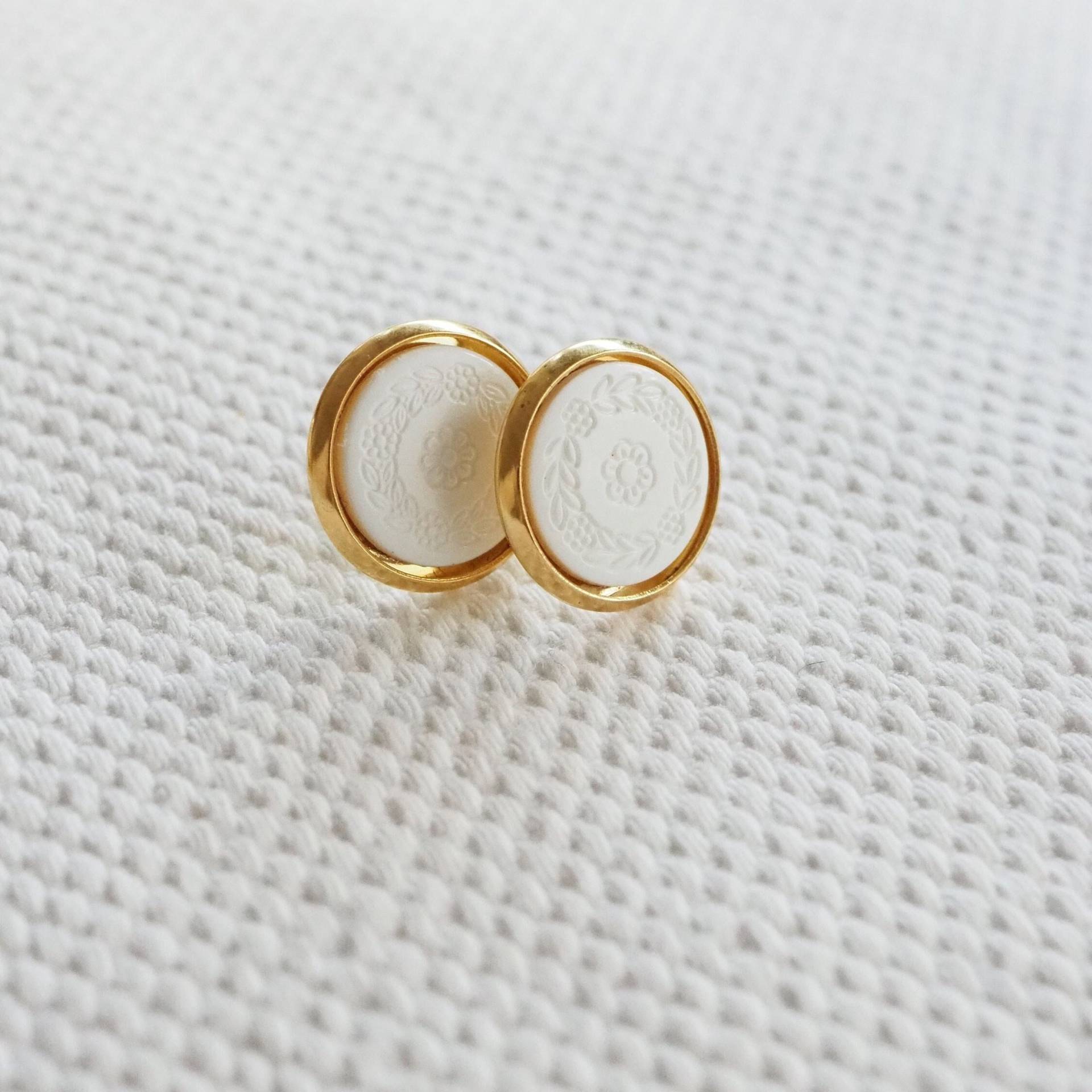 Ohrstecker Mit Weißen Blumen von Annundfuermich