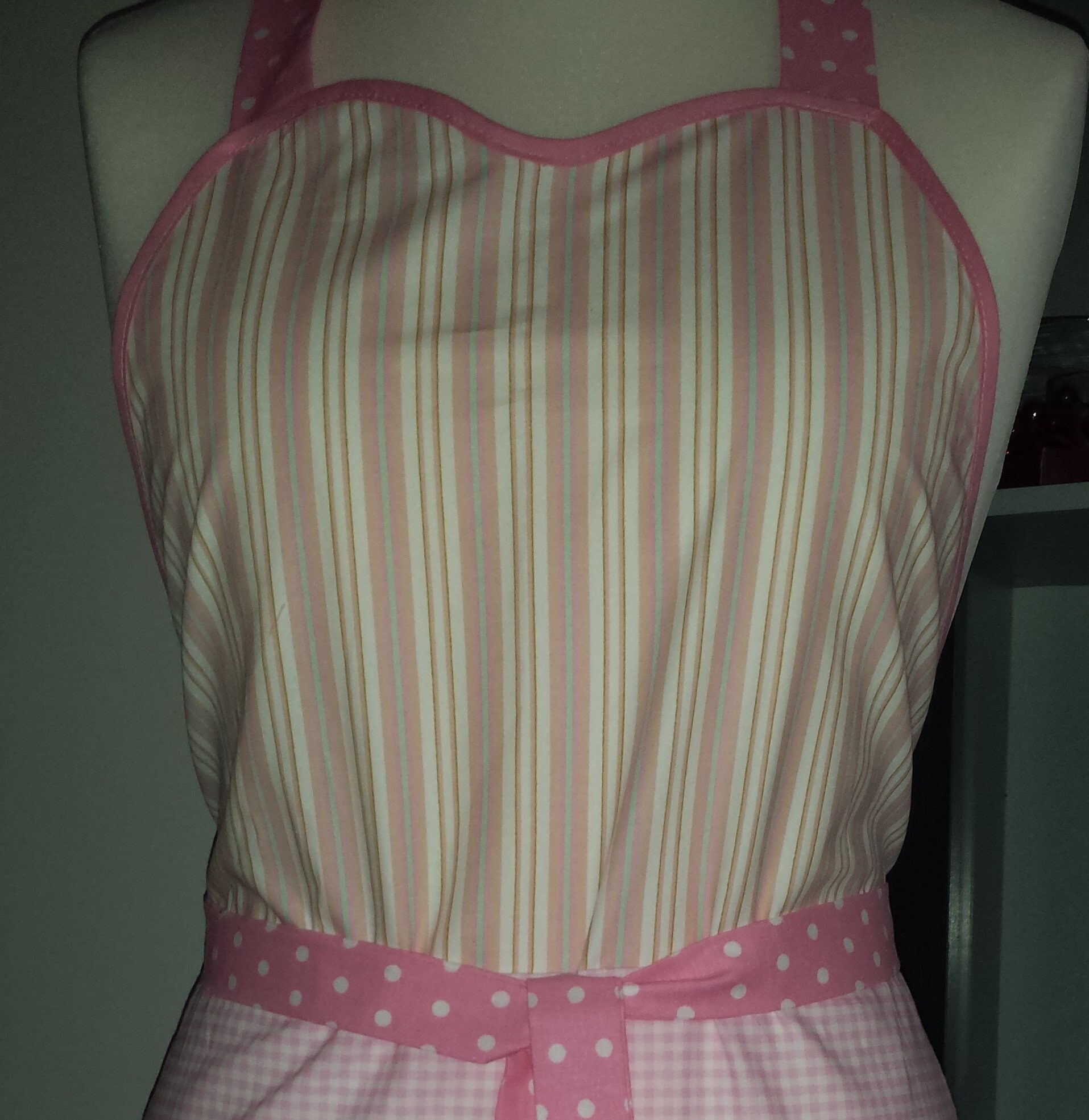 Schürze, Kochenschürze, Backenschürze von AnnushkaDe