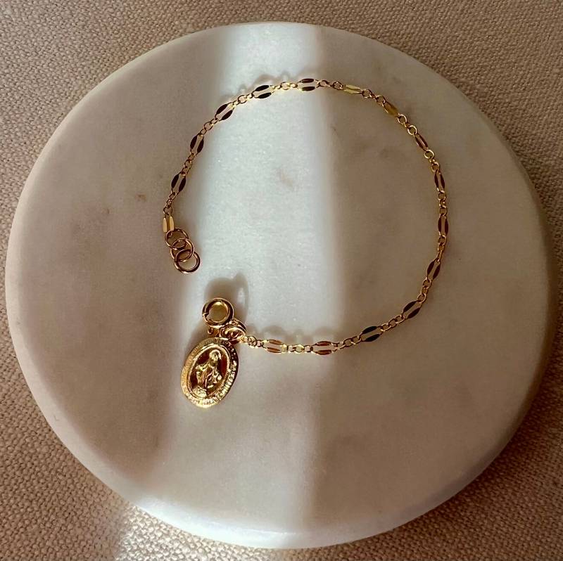 Jungfrau Maria Armband/Wunderbare Medaille Jeden Tag 14 K Gold Gefüllt Schlichtes Und Zierliches Geschenk Jungfrau Maria Armband/Wunderbare Medaille Jeden Tag 14 K Gold Gefüllt Schlichtes Und Zierliches Geschenk von AnnyAbby