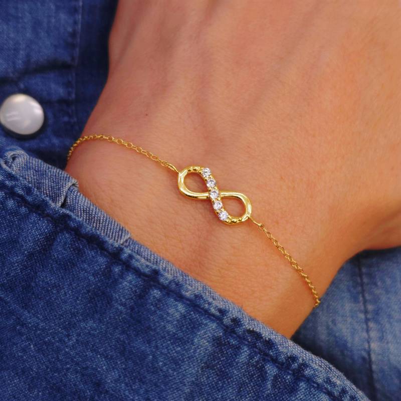 Armband Unendlichkeit 14K Gold Filigran Zart Goldarmband von AnnyOnes