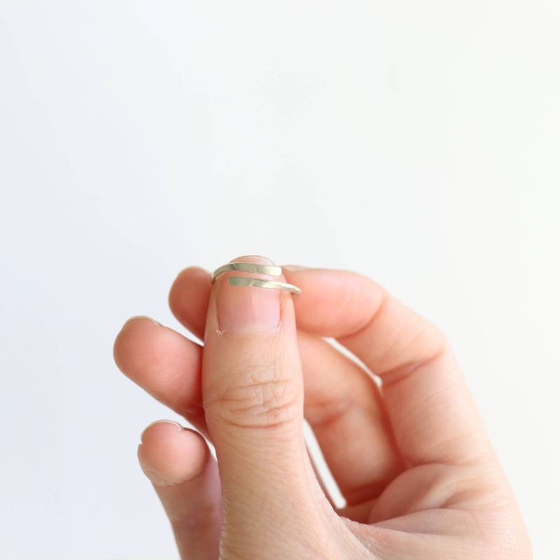 Silberner Ring Überlappung Ii Silberner Ring Überlappung Ii von AnologyStudio