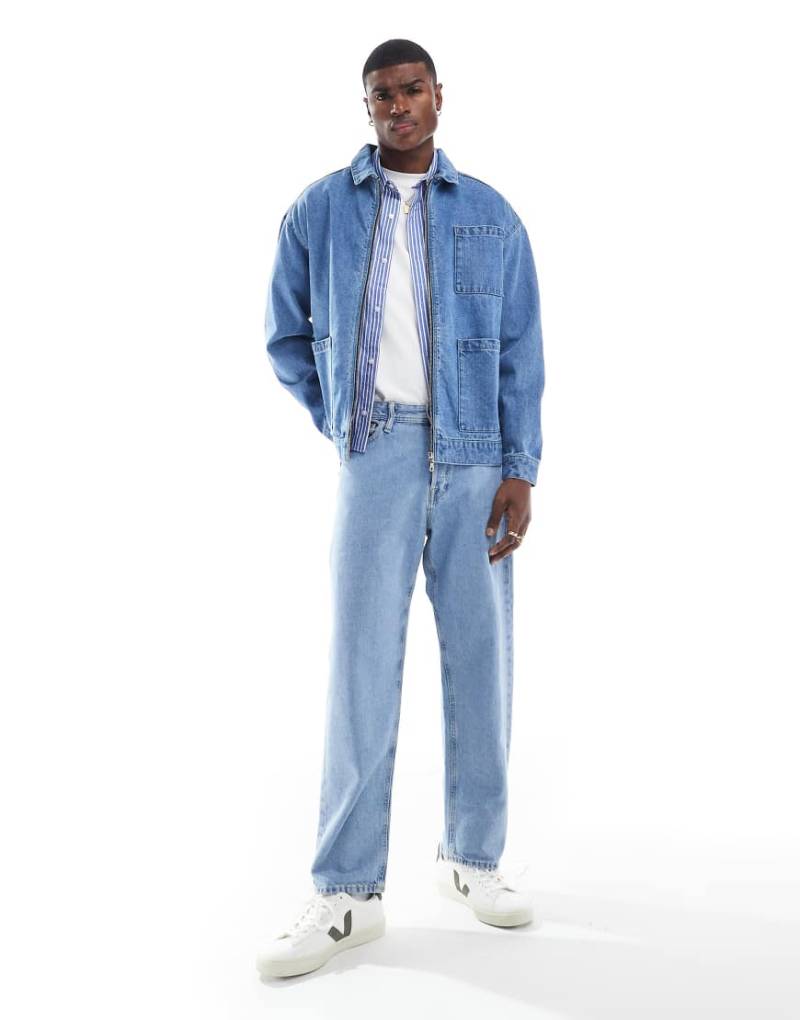 Another Influence - Jeans-Hemdjacke in Blau mit Reißverschluss von Another Influence