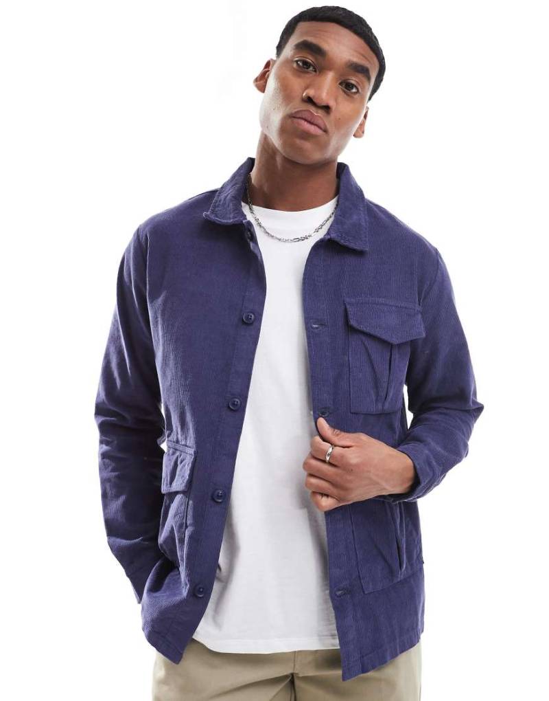 Another Influence - Utility-Hemdjacke aus Cord in Marineblau von Another Influence