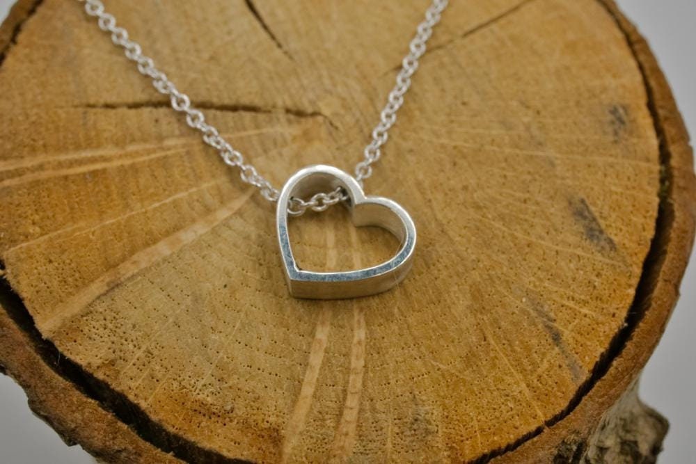 Herzanhänger 925Er Sterlingsilber Mit Kette Herzanhänger 925Er Sterlingsilber Mit Kette von AntSchmuck