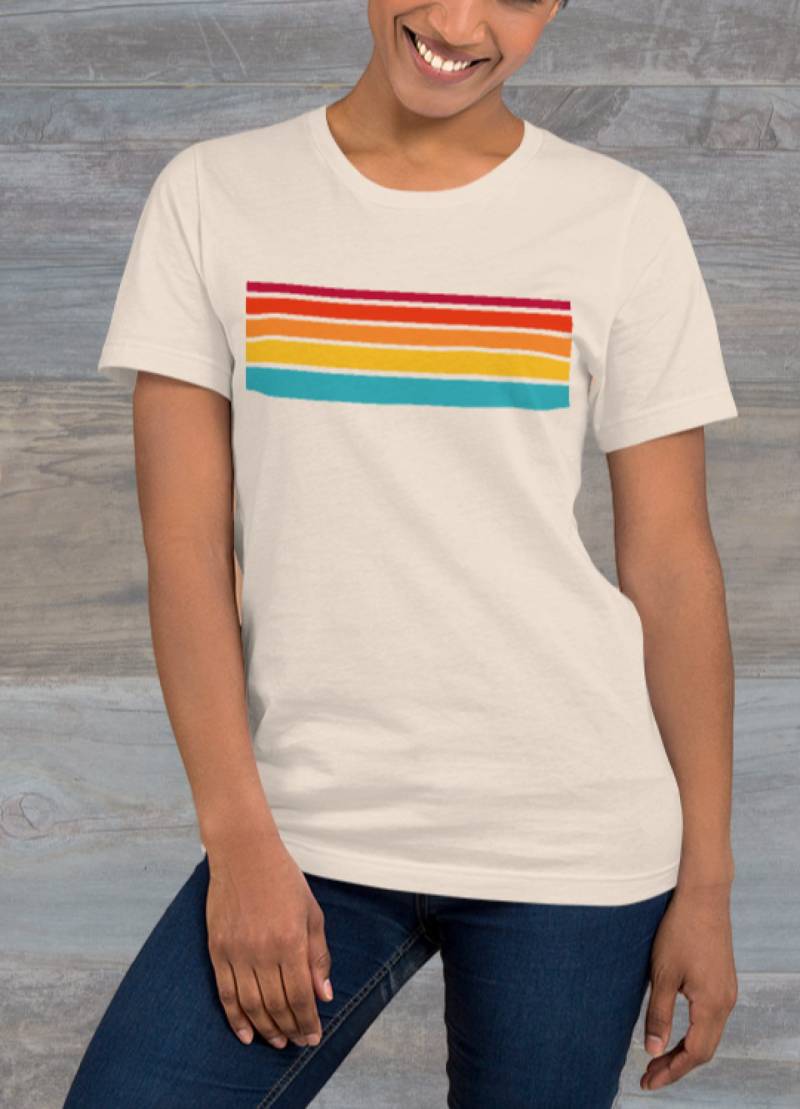 Retro Gestreifte Tshirt, Vintage Grafik T-Shirt, 70Er Jahre Shirt, Bunte Plus Größe Erhältlich von AnthemTees