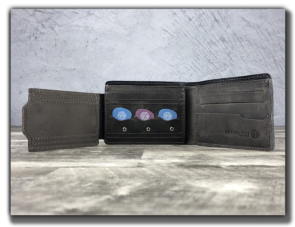 Leder Geldbörse Für Gitarrist Und Plektrum Spieler - Echtleder, Grau/Schwarz Leder Geldbörse Für Gitarrist Und Plektrum Spieler - Echtleder, Grau/Schwarz von AnthologyGearWear
