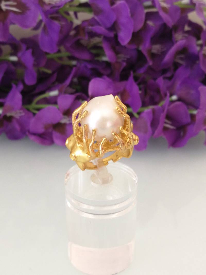 Ring Mit Großer Barocker Naturperle. Liberty-stil von AnticoScrigno