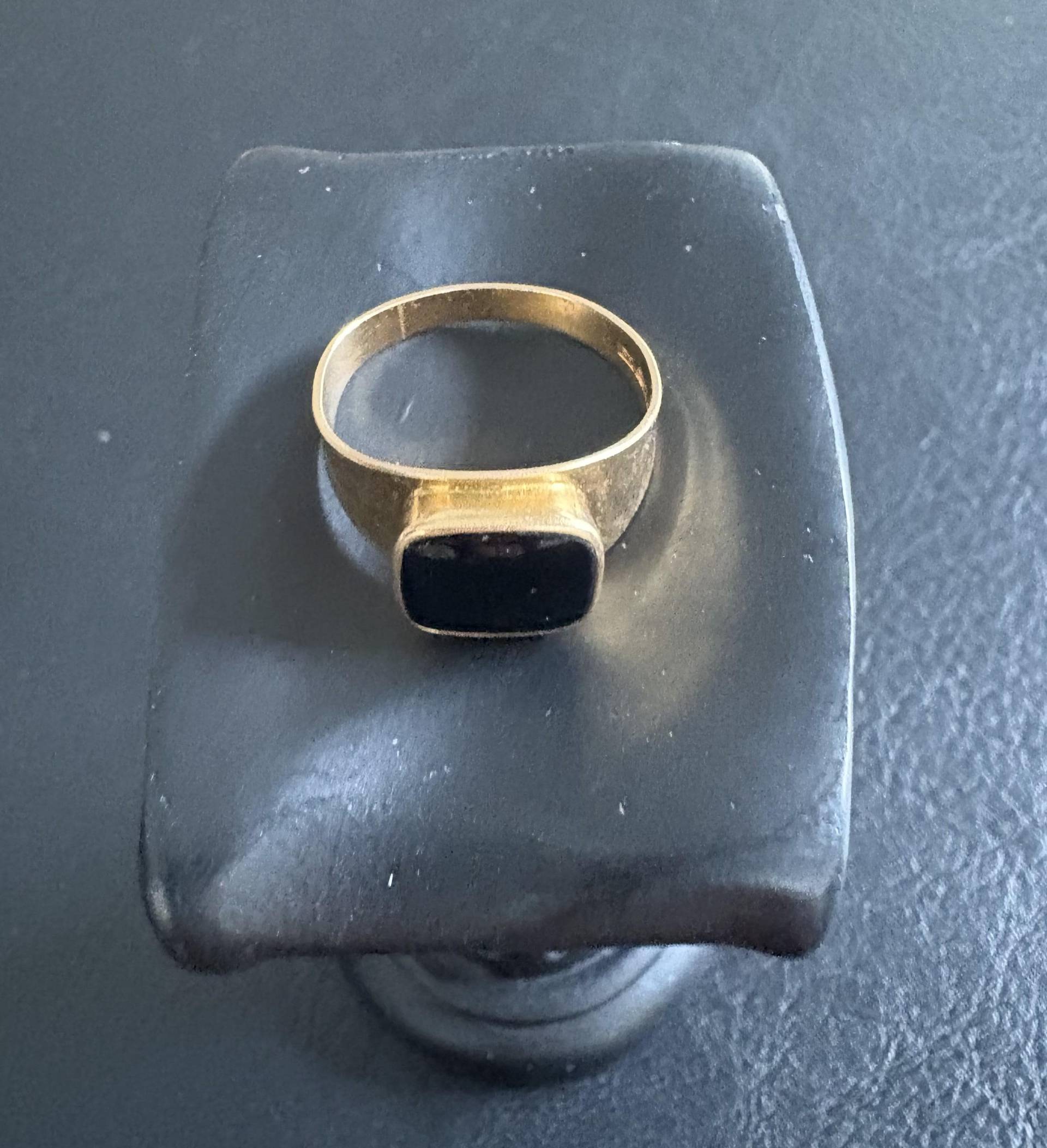 18K Herrenring Goldring Onyx 750Er Gelbgold Siegelring 18K Herrenring Goldring Onyx 750Er Gelbgold Siegelring von AntikStaudinger