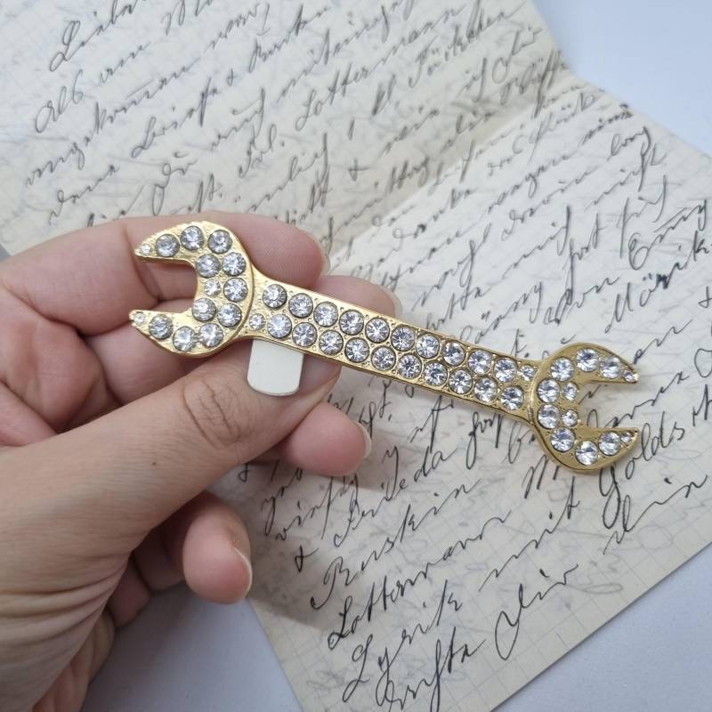 50Er Jahre Große Antik Brosche Werkzeug Modeschmuck Gold Maulschlüssel Handwerker von AntikStorys