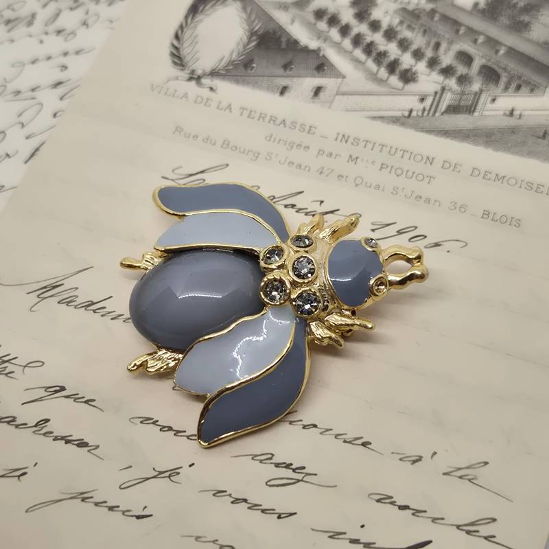 50Er Jahre Vintage Brosche Großer Käfer Biene Grau Gold Strass 5cm von AntikStorys