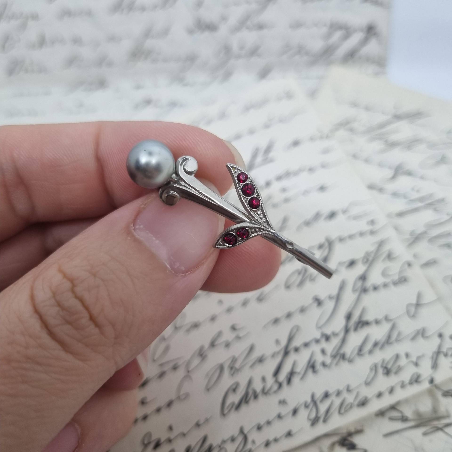 Einzigartige Art Jugendstil Vintage Brosche Antik 50Er Jahre Silber Rot von AntikStorys