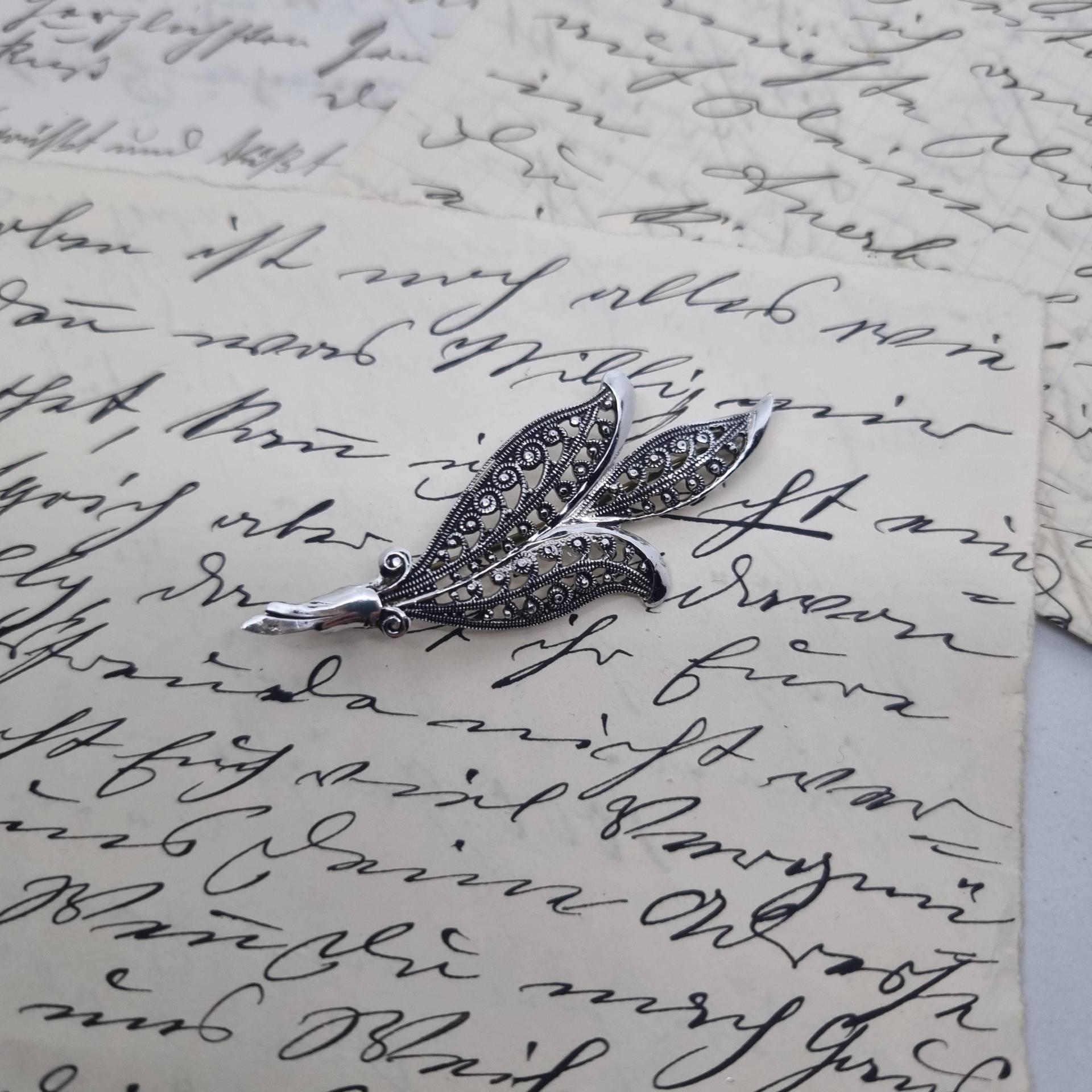 Einzigartige Vintage Brosche Antik 50Er Jahre Silber Art Jugendstil von AntikStorys