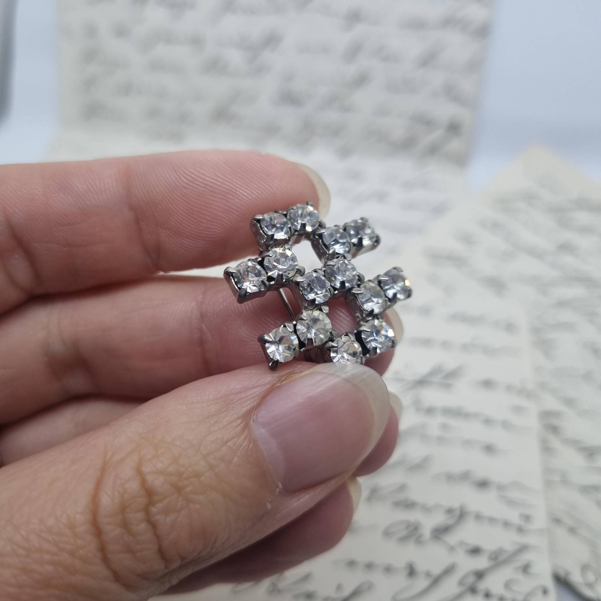 Einzigartige Vintage Brosche Antik 50Er Jahre Strass Silber Glitzer Art Deco von AntikStorys