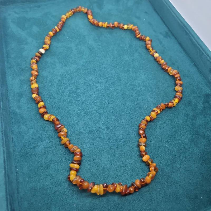 Hübsche Vintage Halskette Handmade Kette Bernstein Steine Edel Braun Gold von AntikStorys