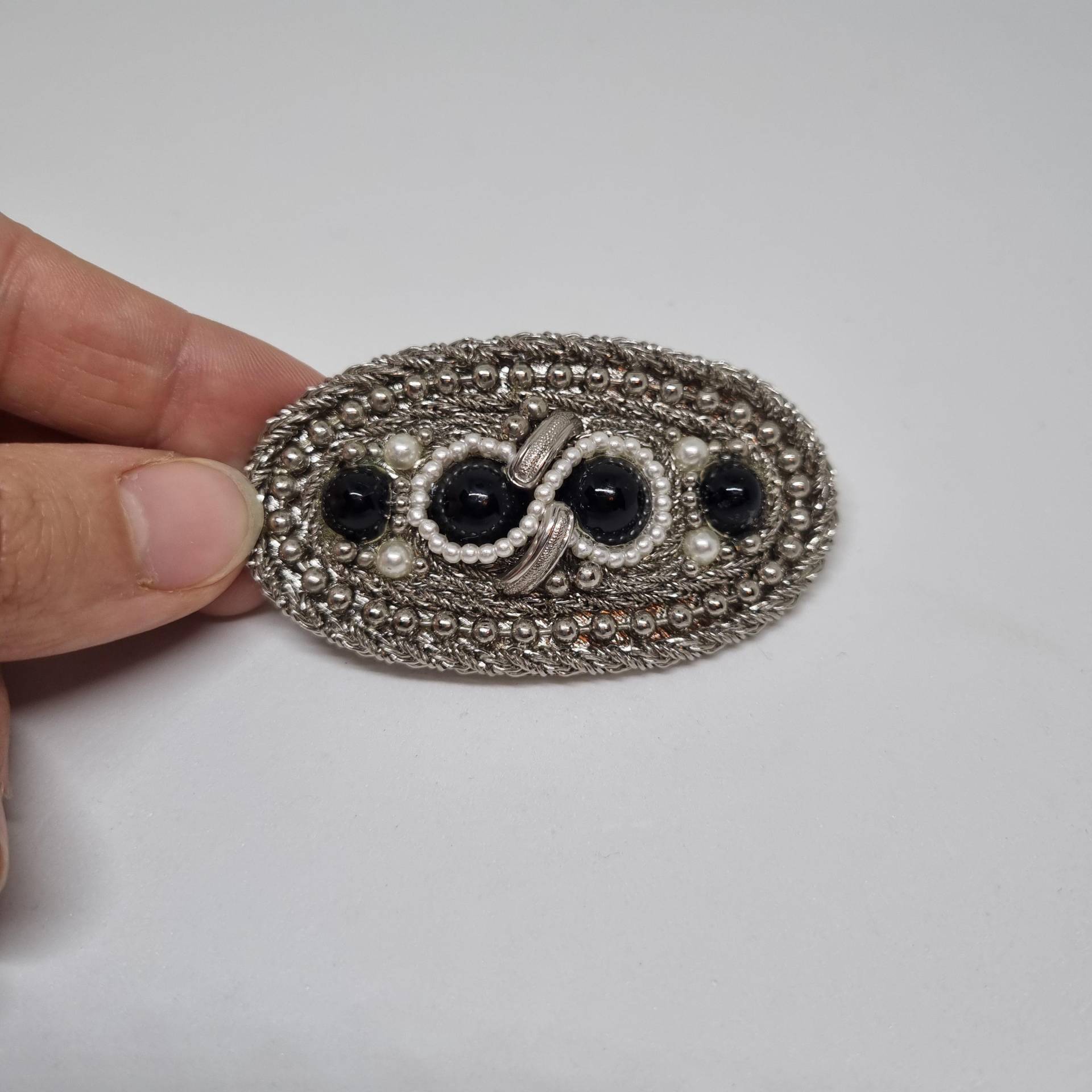 Kleine Vintage Trachtenschnalle Gürtelschnalle Taillengürtel Aus Den 80Ern-Handmade Berlin Schwarz Silber Kleine Vintage Trachtenschnalle Gürtelschnalle Taillengürtel Aus Den 80Ern-Handmade Berlin Schwarz Silber von AntikStorys