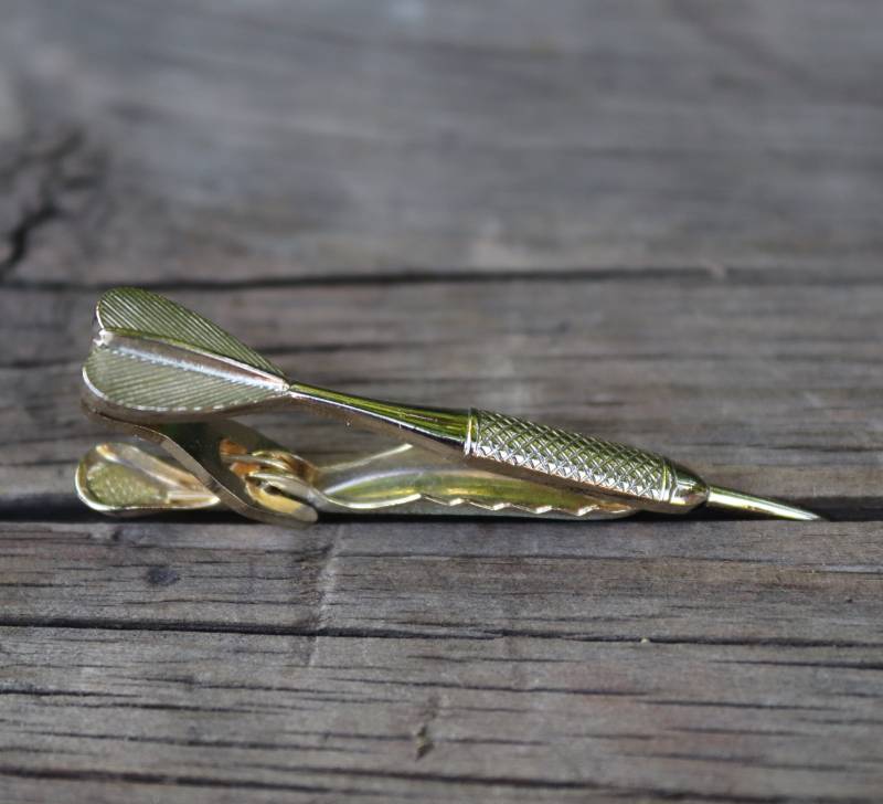 Vintage Krawattennadel Dart Wurfpfeil Vintage Krawattennadel Dart Wurfpfeil von AntikeReisekultur