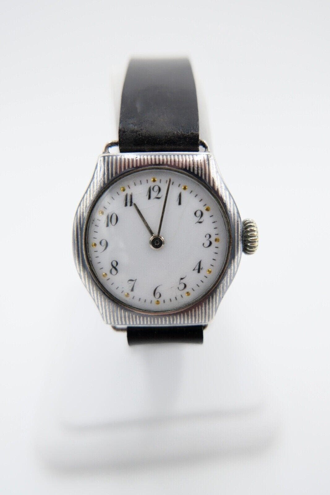 1960Er Handaufzug Damen 800 Silber Uhr Hg Cal. Alpina 590R Porzellan Zifferblatt 1960Er Handaufzug Damen 800 Silber Uhr Hg Cal. Alpina 590R Porzellan Zifferblatt von AntikhandelStuttgart
