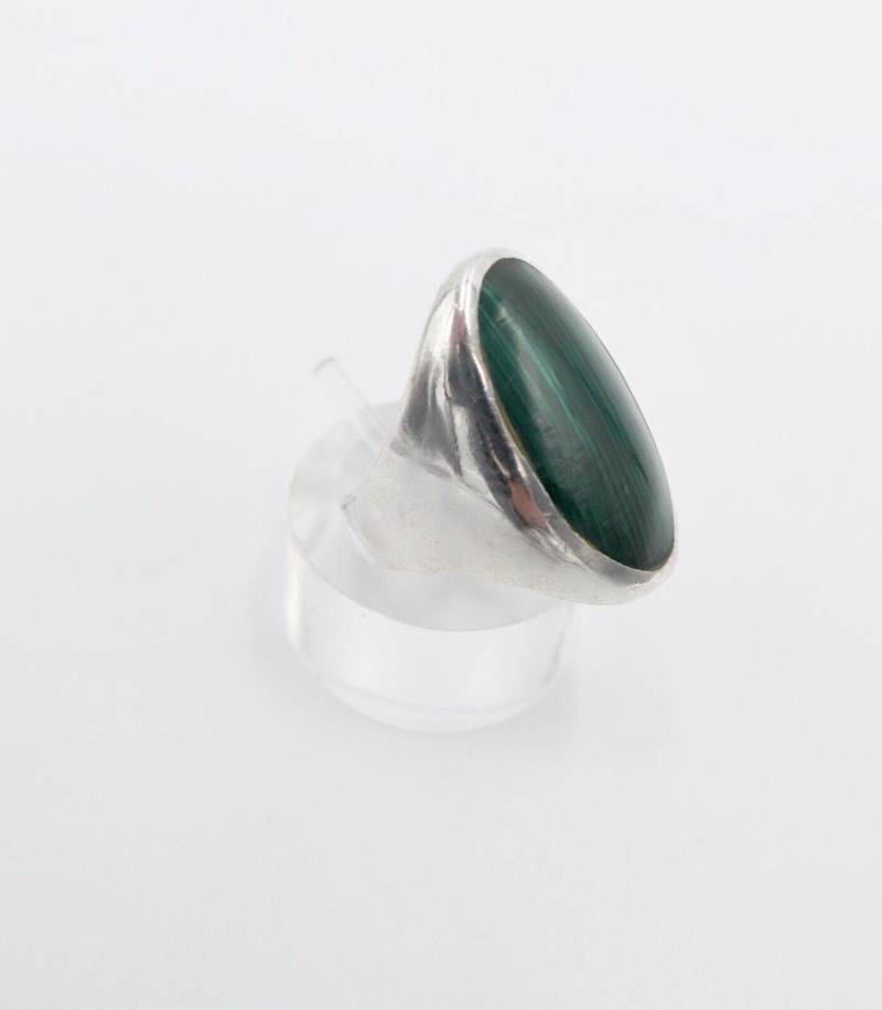 80Er Silberrring Damen Ring Gr. 54 Silber Grüner Malachit Oval 925 von AntikhandelStuttgart