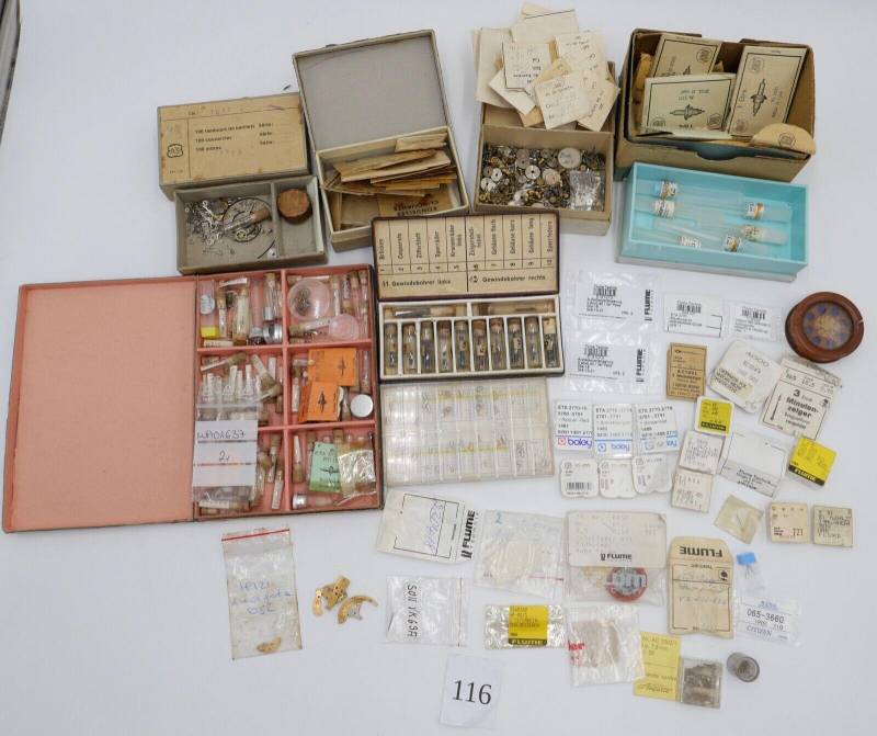 Diverse Ersatzteile Neu Zubehör Armbanduhren Uhrwerk Uhrmacher Uhr Alt Antik von AntikhandelStuttgart