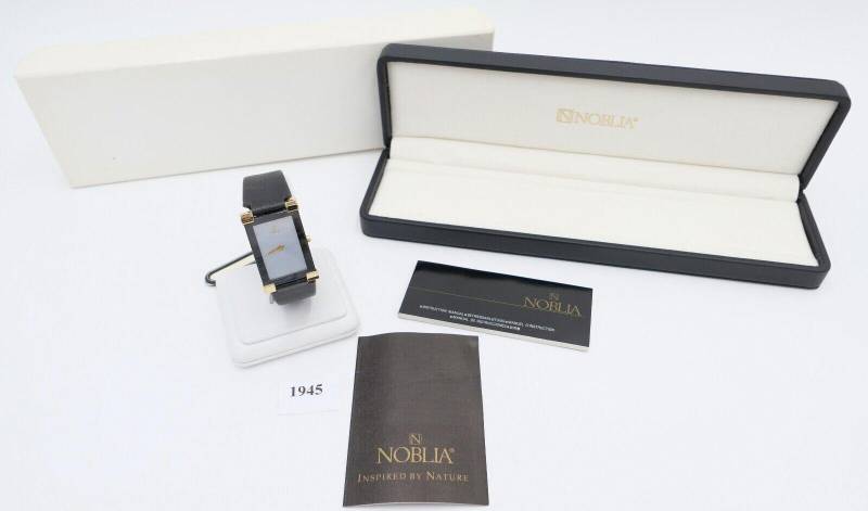 Elegante Noblia Damen Herren Uhr Sapphire Neu Box Papiere 4621-E64669Ta Keramik Elegante Noblia Damen Herren Uhr Sapphire Neu Box Papiere 4621-E64669Ta Keramik von AntikhandelStuttgart