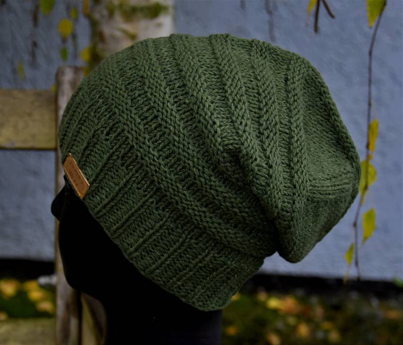 Baumwolle Mütze Dunkel Grün Beanie Warme Kopfbedeckung Hippie Handgestrickt Strick von Antimja