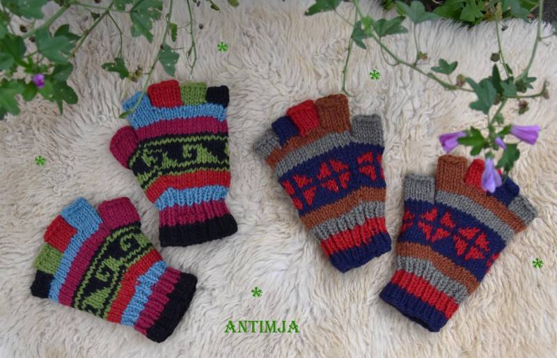 Fingerlose Handschuhe, Strick Fingerlinge Gefüttert, Bunte Fingerlinge, Strick Handschuhe Fingerlos, Fingerlinge Gestrickt, Hippie Fingerlinge von Antimja