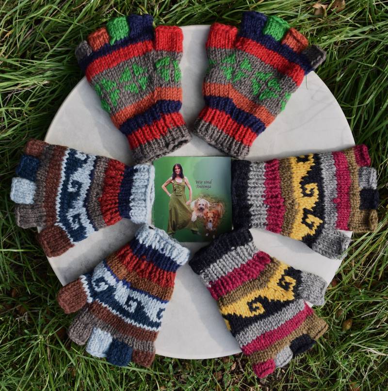 Fingerlose Handschuhe Gefüttert Wolle Fingerlinge Bunt Handgestrickt Hippie Strick Schafwolle von Antimja