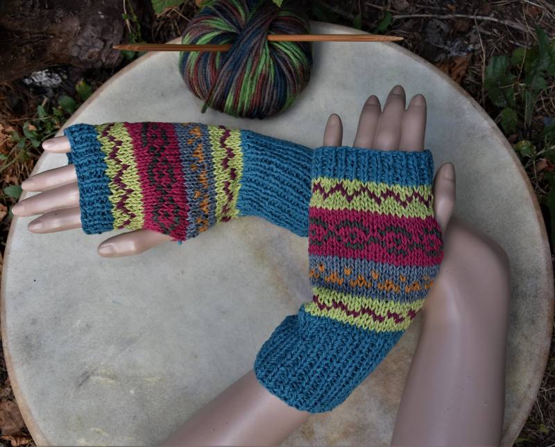 Handstulpen Baumwolle Handgestrickt Hippie Pulswärmer Stulpen Strickstulpen Bunte von Antimja