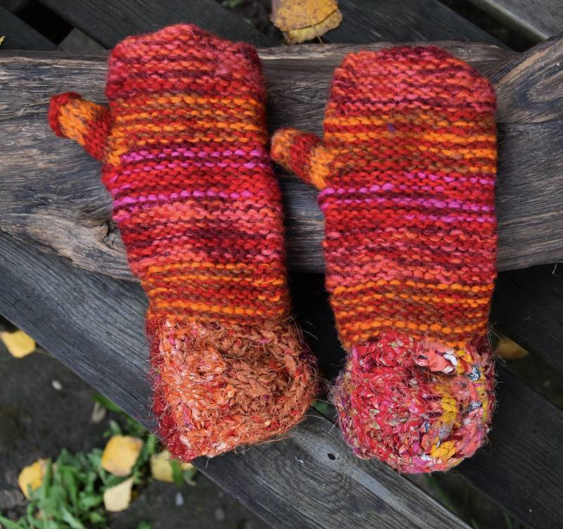 Handstulpen Handgestrickt Flippige Stulpen Gefüttert Hippie Winter Pulswärmer Warme Strickstulpen Bunt von Antimja