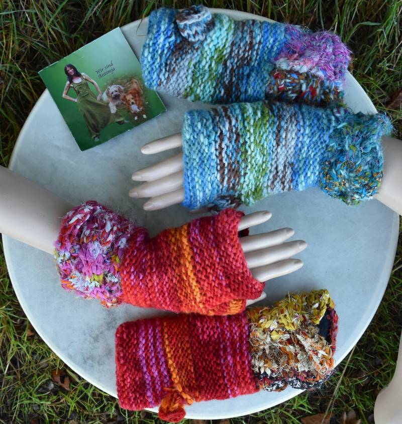 Handstulpen Handgestrickt Flippige Stulpen Gefüttert Hippie Winter Pulswärmer Warme Strickstulpen Bunt von Antimja