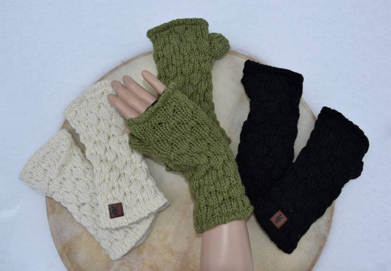 Handstulpen Wolle Handgestrickt Pulswärmer Gefüttert Winter Armstulpen Schafwolle Stulpen Gefütterte Woll von Antimja