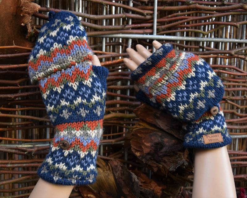 Klapphandschuhe Fingerlos Handgestrickt Gefüttert Strick Handstulpen Mit Klappe Bunte Fäustlinge von Antimja