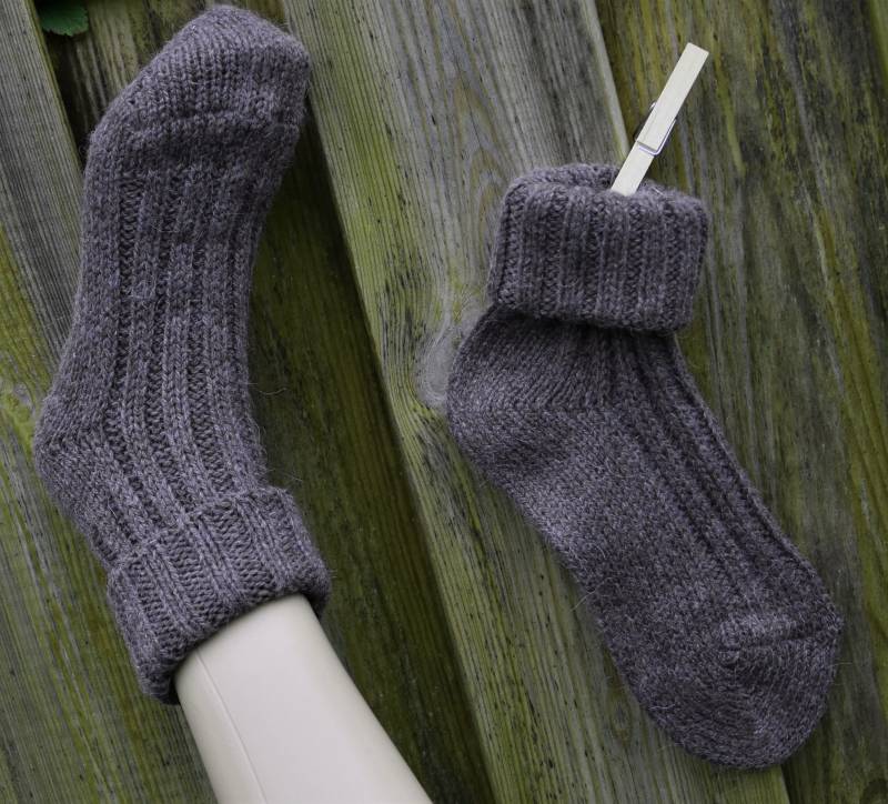 Socken Mit Alpaka Wolle Braun Ton Umschlag Winter 35-46 Warme Kuschel Haussocken von Antimja