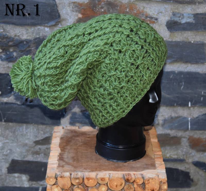 Wollmütze Angebotbeanie Schafwolle Bommel Mütze Angebot Grün Beanie Schwarz Warme Winter Kopfbedeckung Braun von Antimja