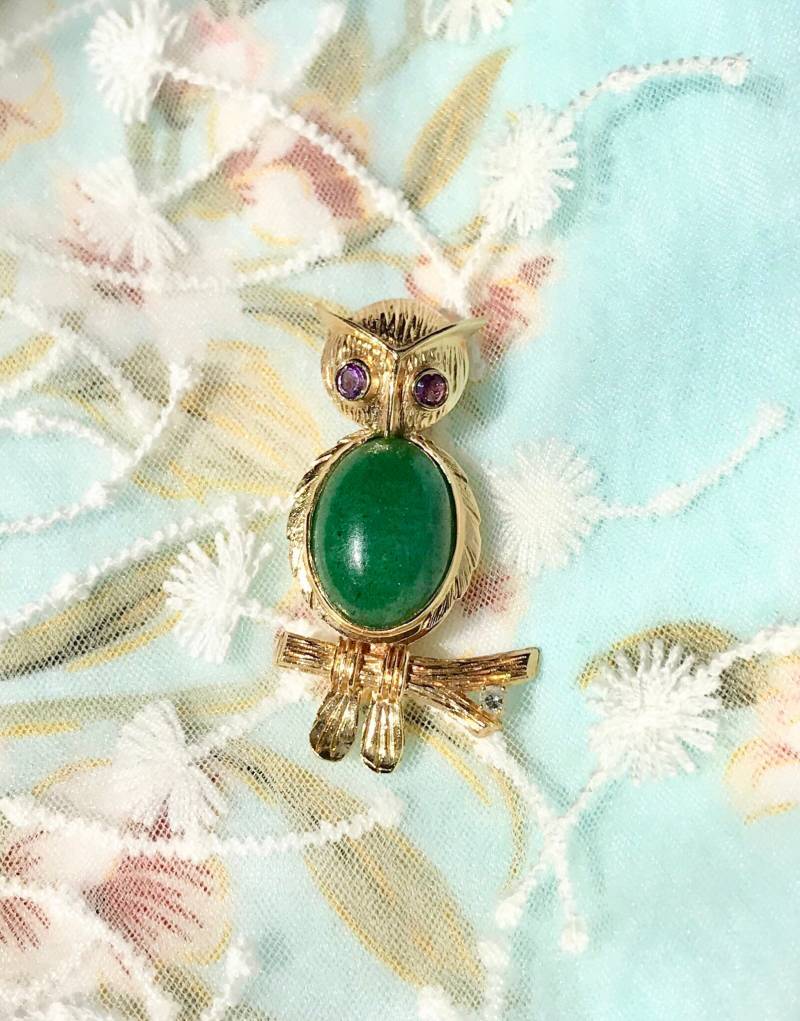 Vintage 14K Gold Eule Brosche Anhänger Diamant Amethyst Jade von AntiqueBlings