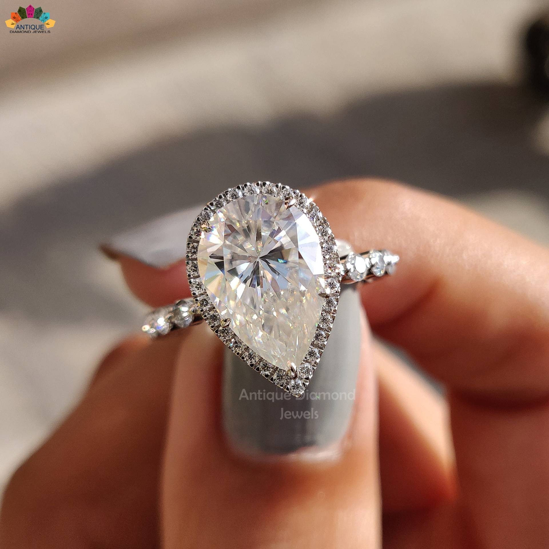 Birnen Halo Verlobungsring, Moissanite Trauring in Birnenform, Pave Set Ring 3.11 Tw Floating Bubble Ehering, Jubiläumsring, Geschenkring von AntiqueDiamondJewel