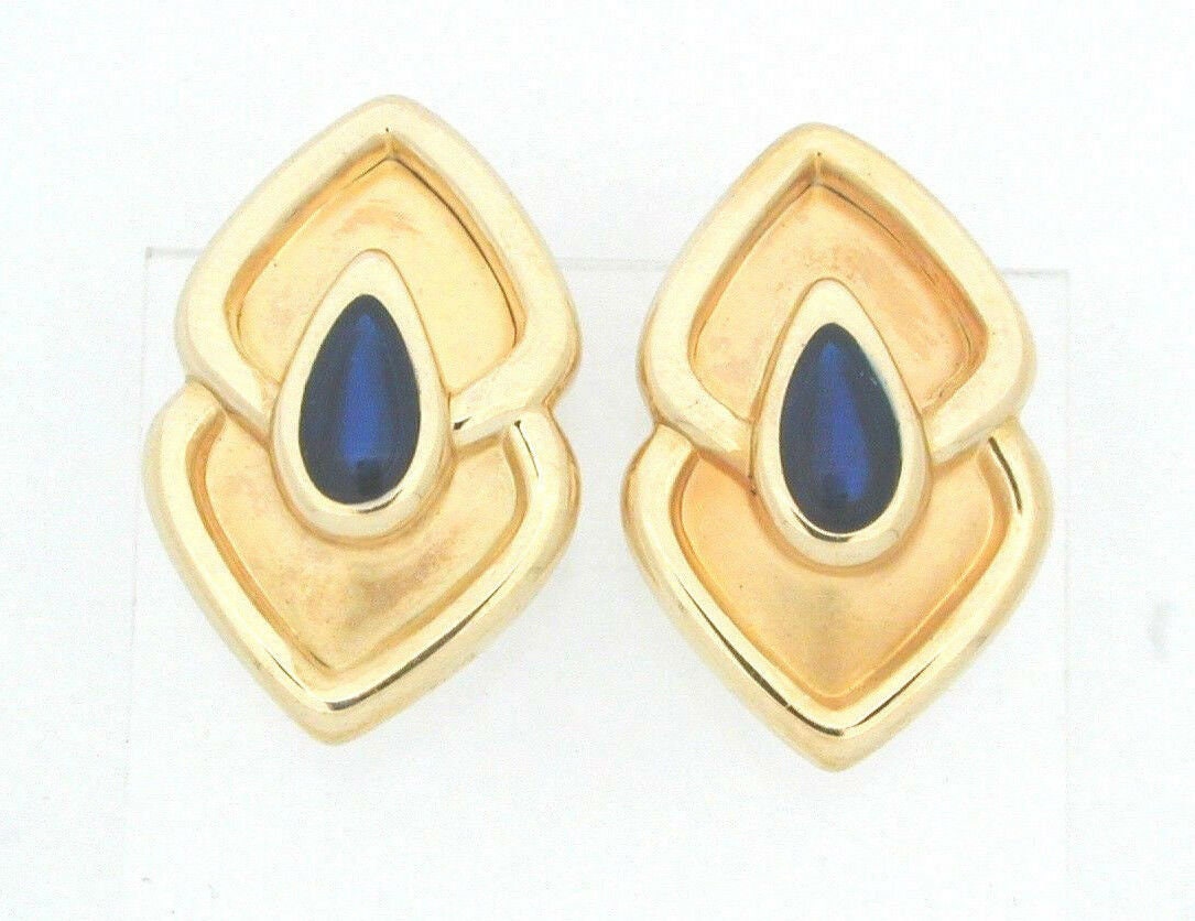 18Ct Gelbgold Dekorative Schmetterling Rücken Ohrstecker Mit Blauem Einsatz von AntiqueJewellers