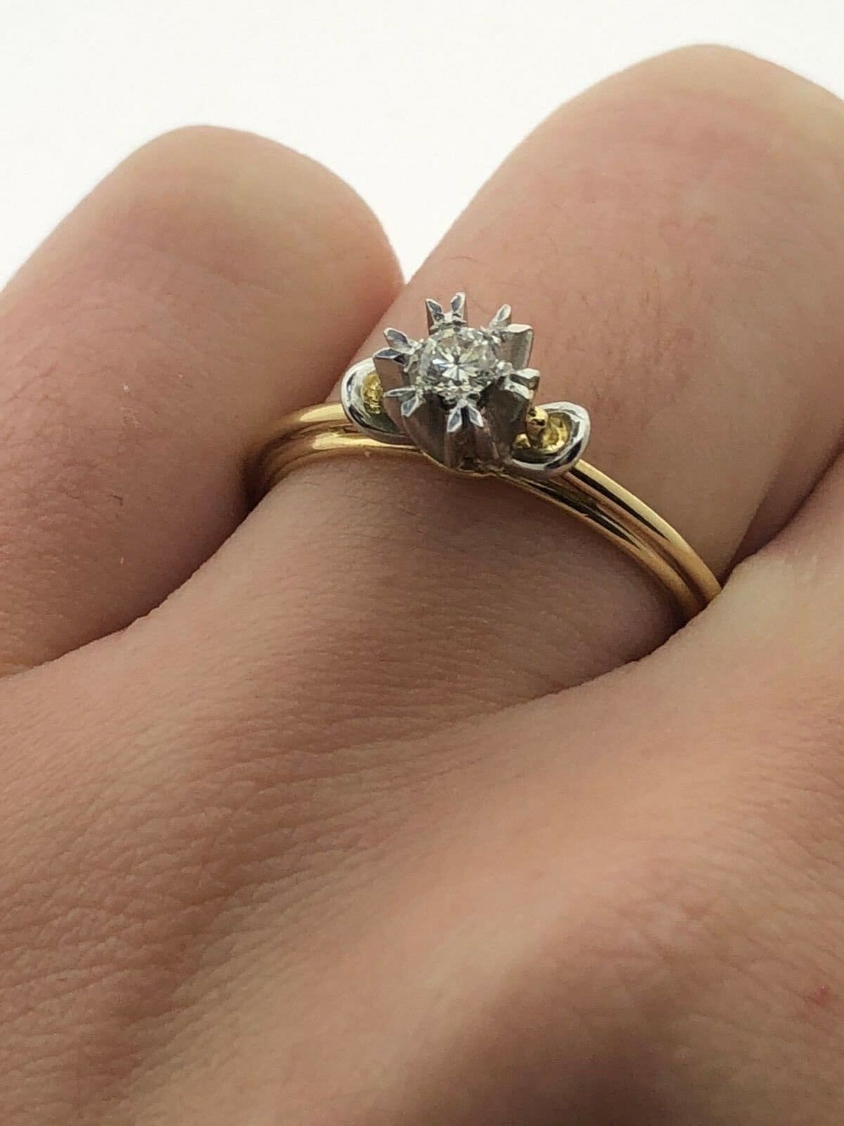 Diamant-Verlobung Solitär Größe O 1/2 18 Karat Wunderschön Wie Eine Schneeflocke Gemacht von AntiqueJewellers
