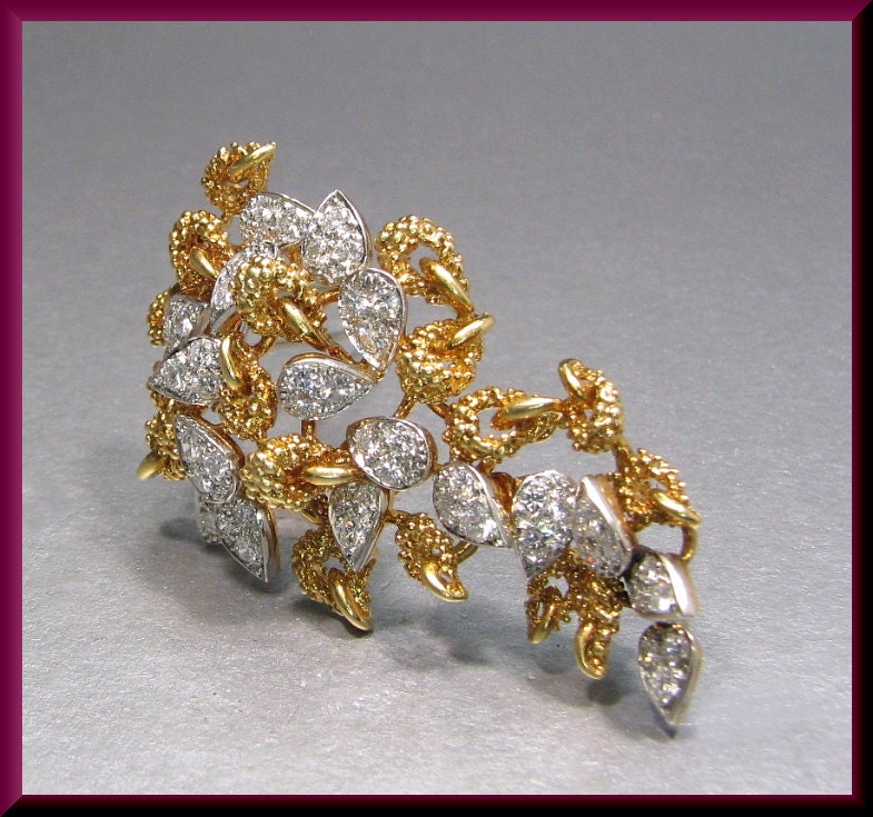 Vintage 1960 18K Gelbgold Diamant Abstrakte Blatt Pin Brosche Vintage 1960 18K Gelbgold Diamant Abstrakte Blatt Pin Brosche von AntiqueJewelryNyc