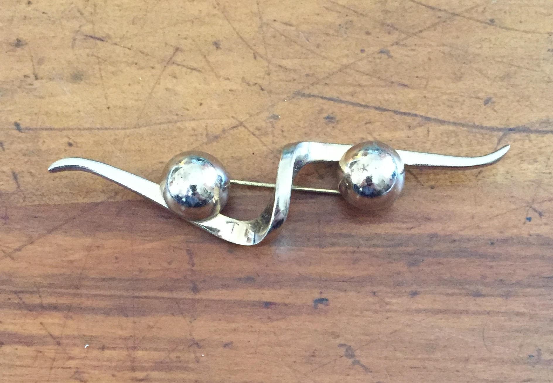 Gold Monet Nadel Oder Brosche von AntiqueSoCal